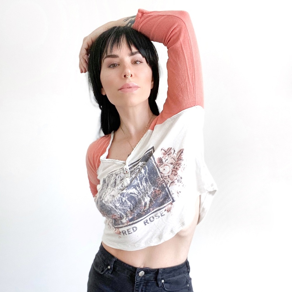 We The Free Red Rose WOLF Crop Baseball Tee, XS